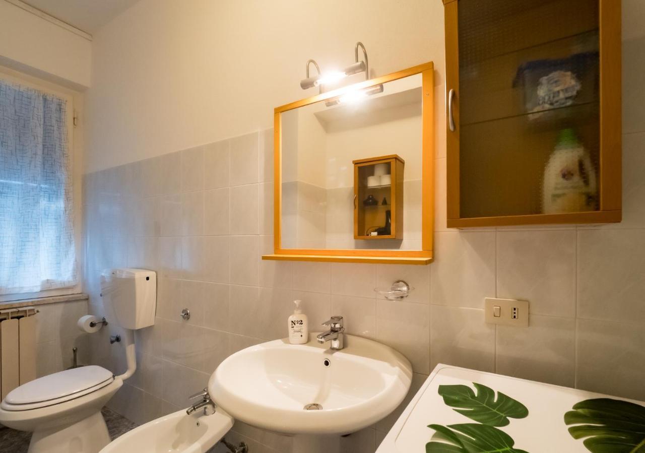 La Casa Di Frida Apartment เวอนาซซา ภายนอก รูปภาพ
