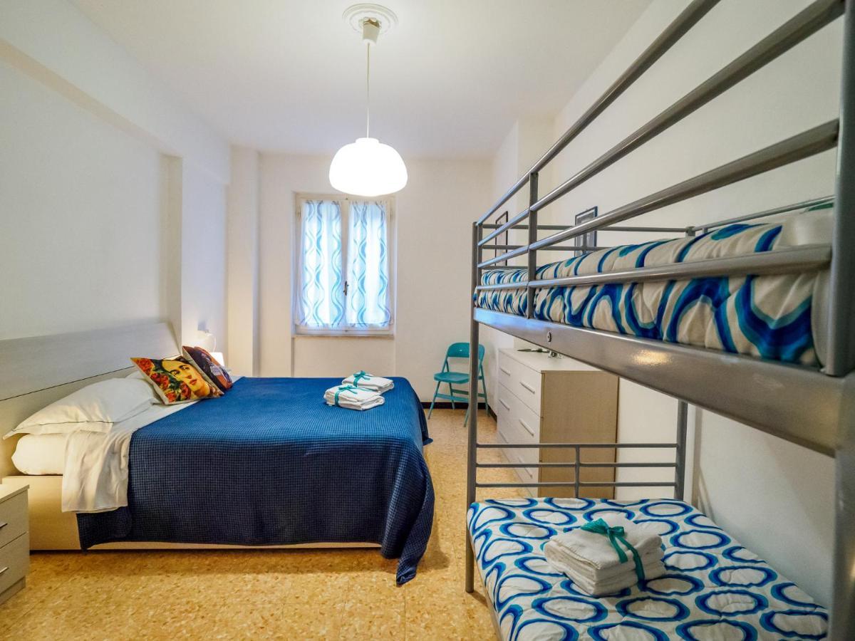 La Casa Di Frida Apartment เวอนาซซา ภายนอก รูปภาพ