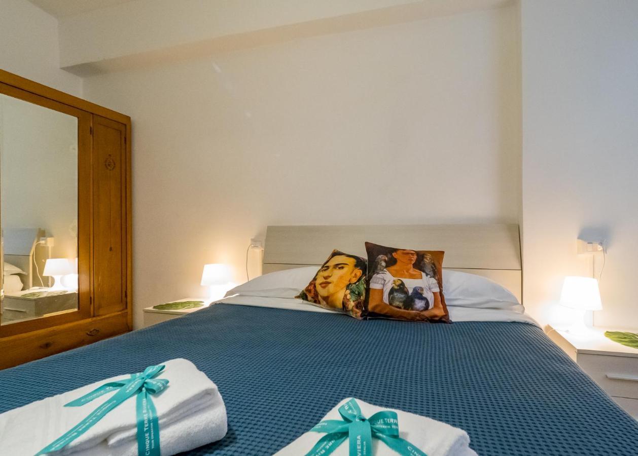 La Casa Di Frida Apartment เวอนาซซา ภายนอก รูปภาพ